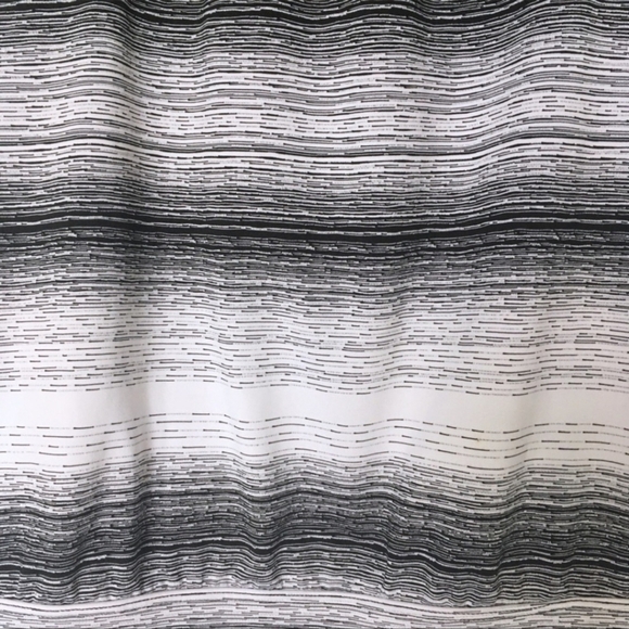 Athleta Stride Crunch And Punch Black White Tank Top Women's XXS Striped Strappy - Picture 6 of 9